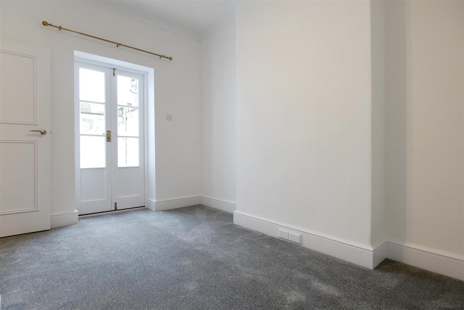 Flat The Steyne in Arun