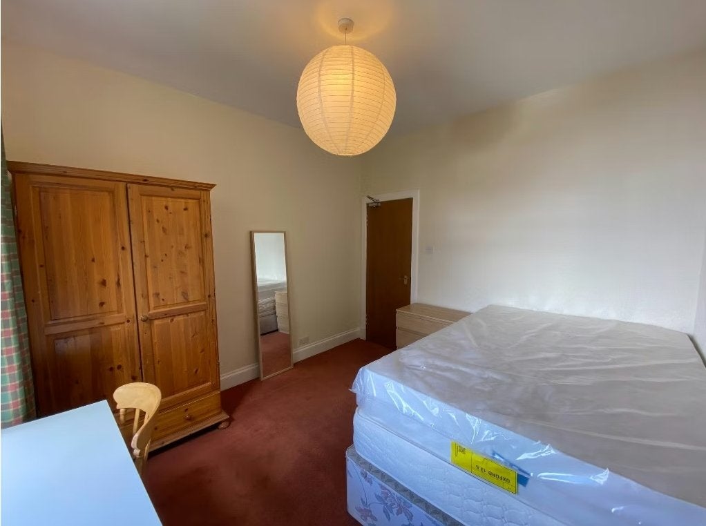 Flat Dalry Road in City of Edinburgh