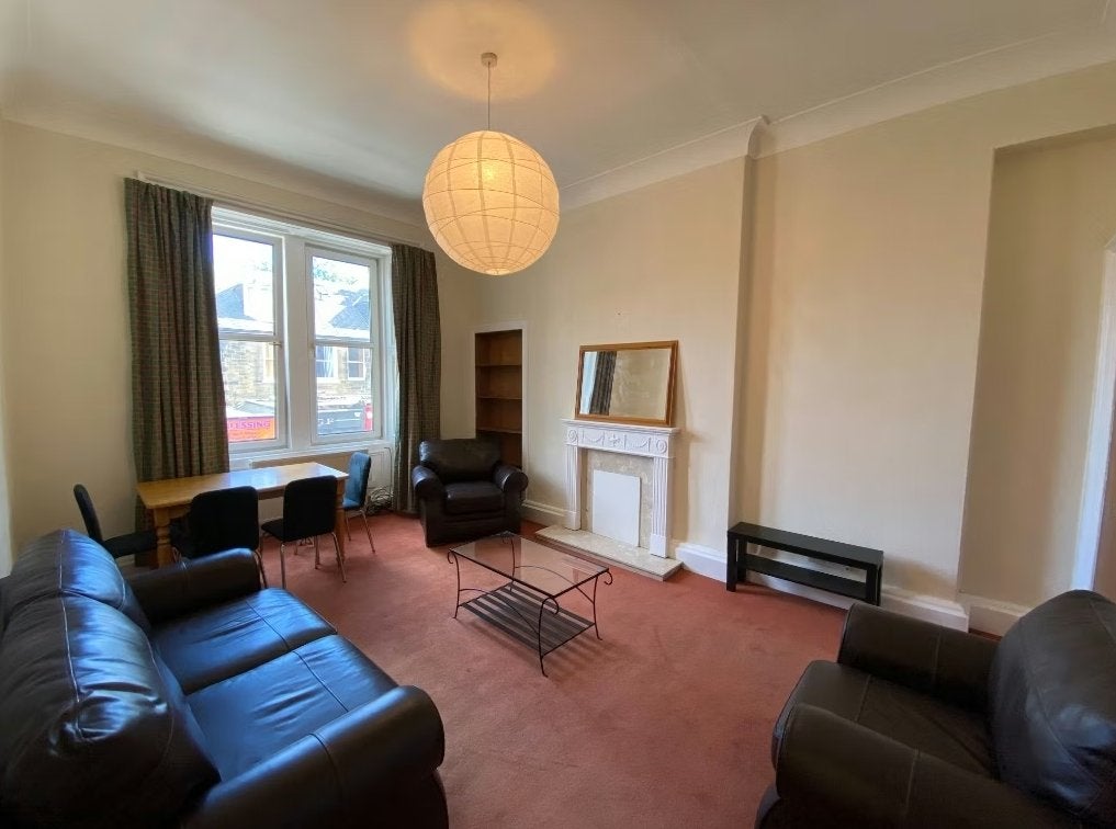 Flat Dalry Road in City of Edinburgh