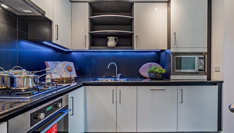 Flat Westferry Road in Greater London