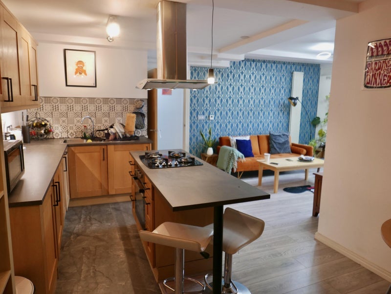 Room Shad Thames in Greater London