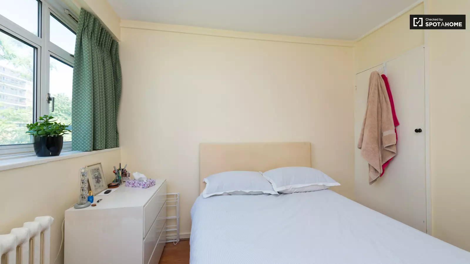 Room Glasgow Terrace in City of Westminster