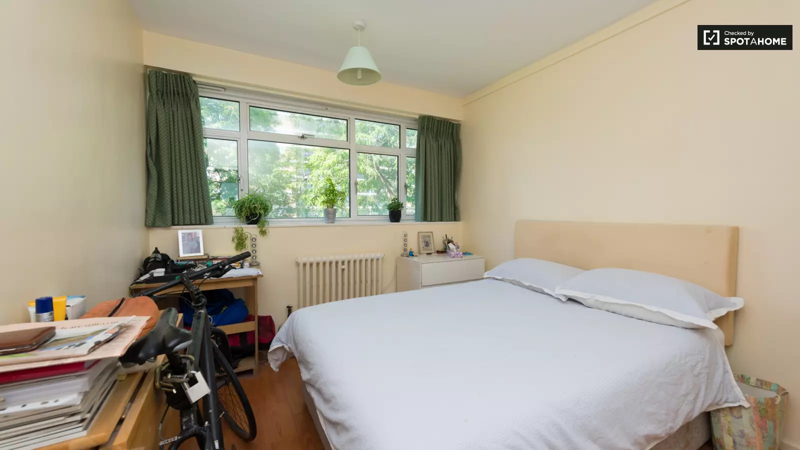 Room Glasgow Terrace in City of Westminster