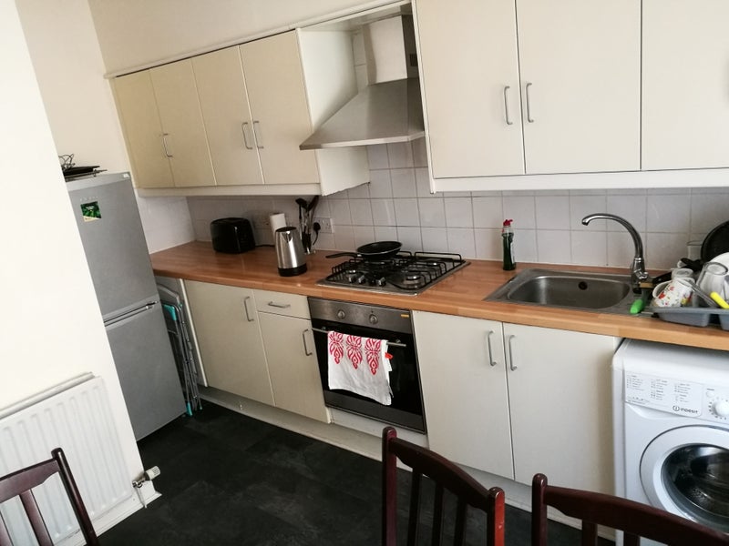 Flat Buccleuch Terrace in City of Edinburgh