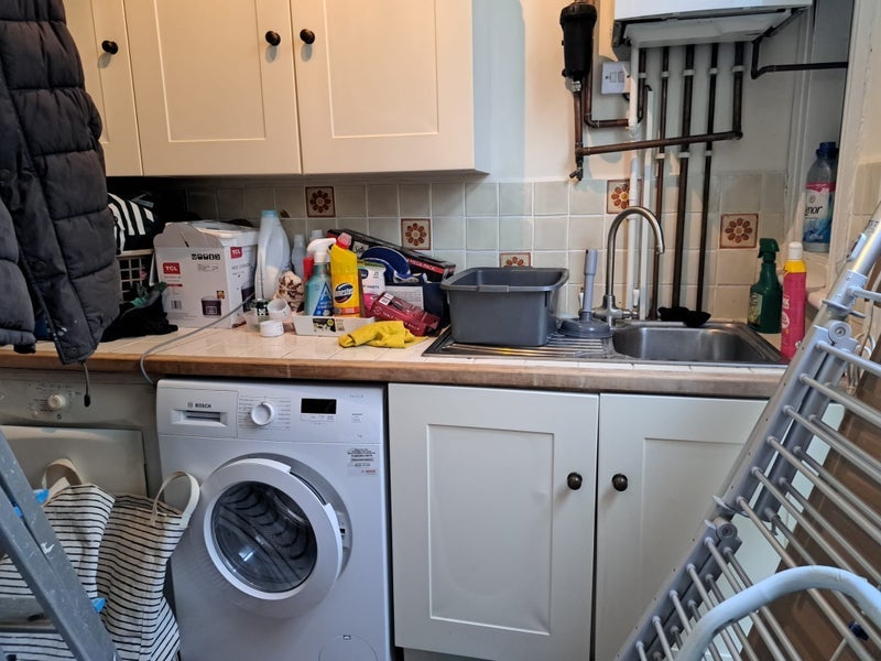 Room Queenswood Road in Greater London