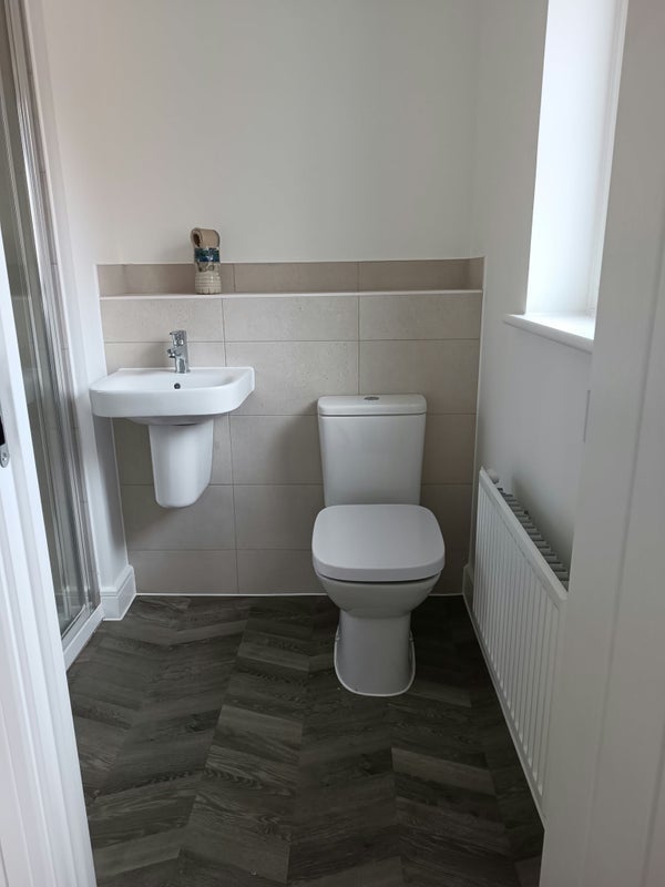 Room Hainault Drive in Poole