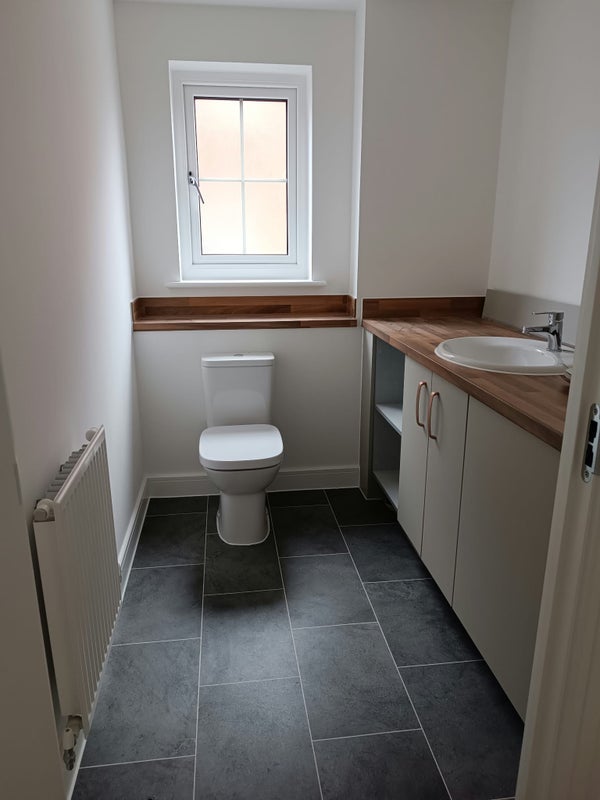 Room Hainault Drive in Poole
