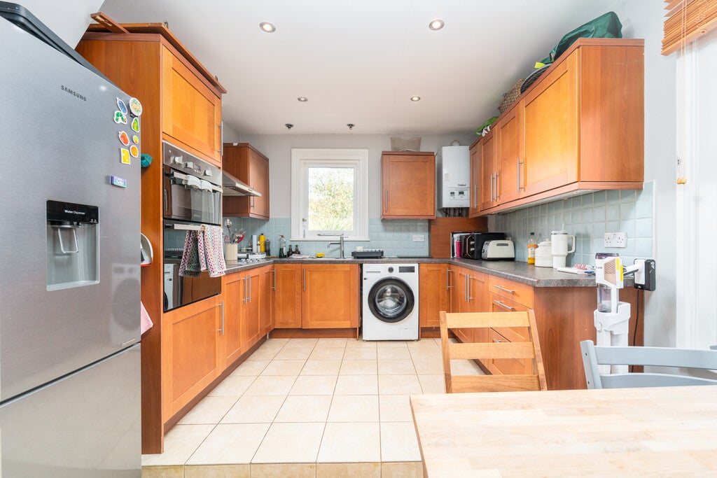 Flat Linzee Road in Greater London