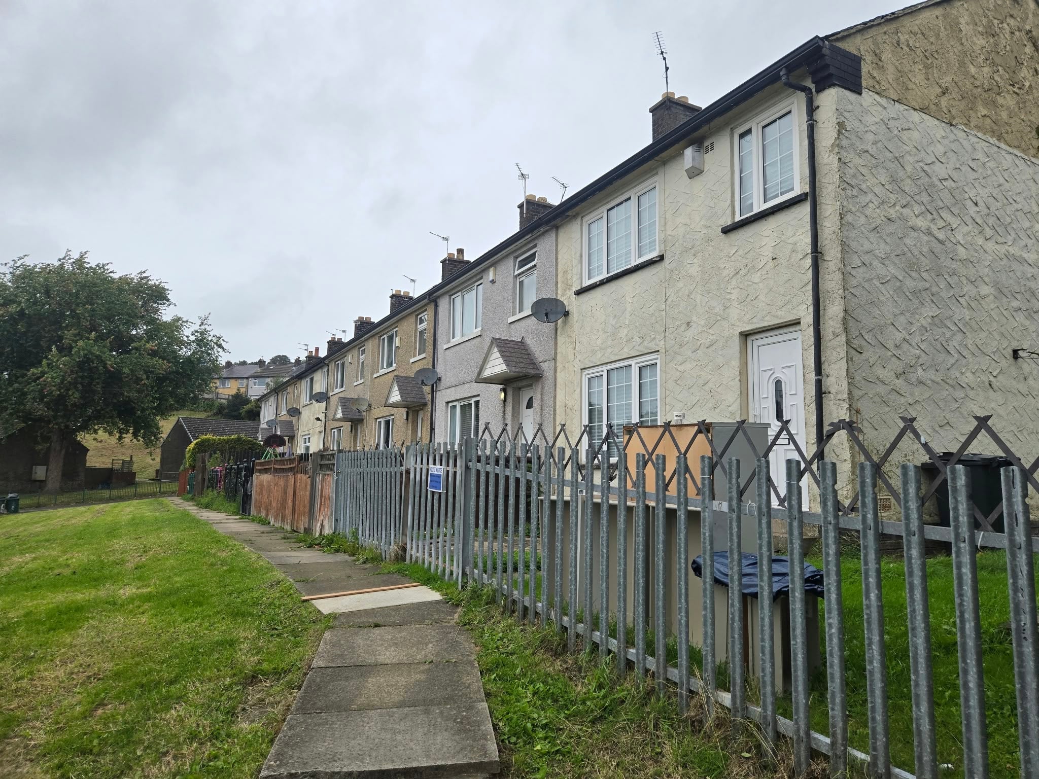 House West Bank Rise in Bradford