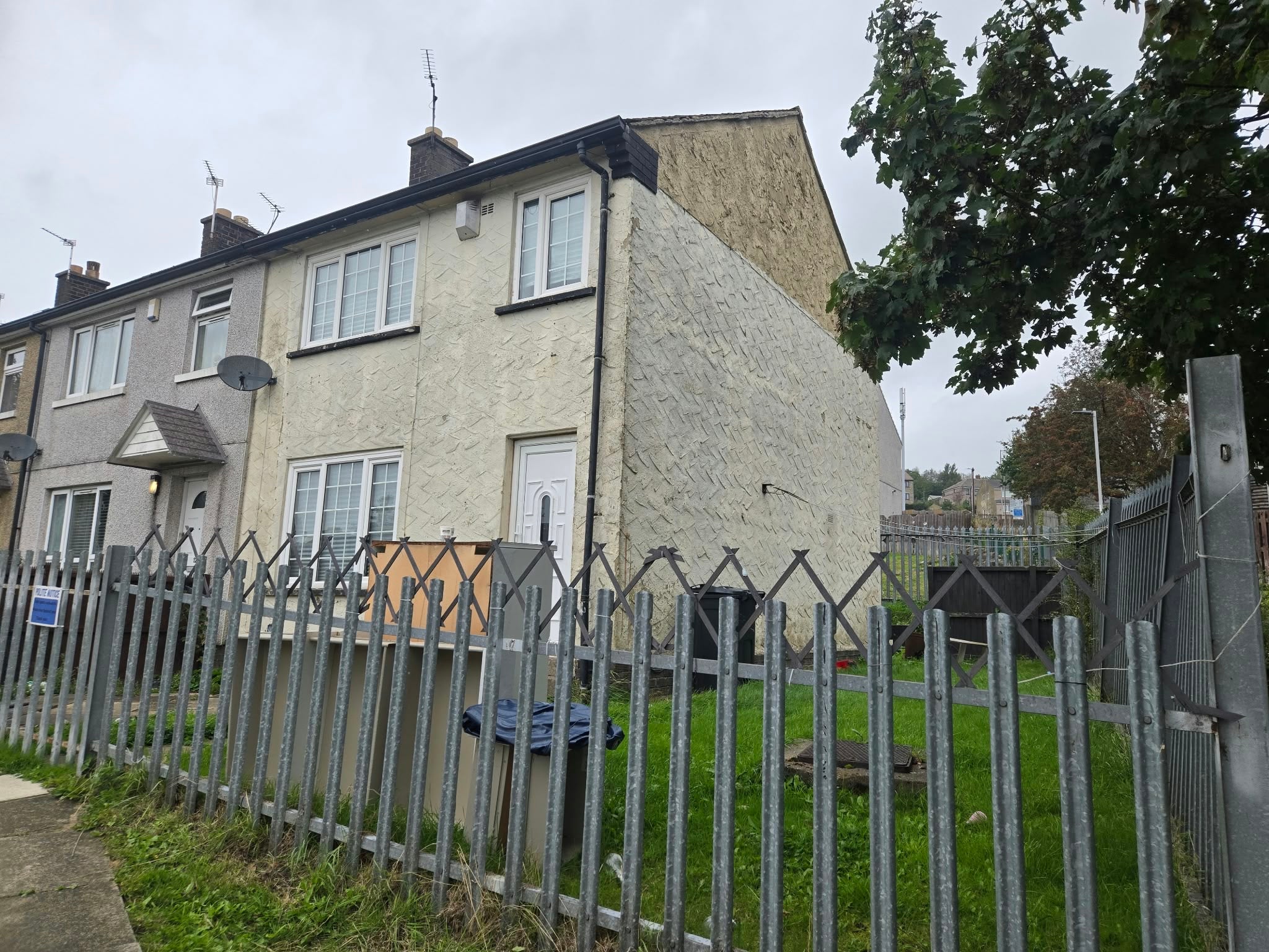 House West Bank Rise in Bradford