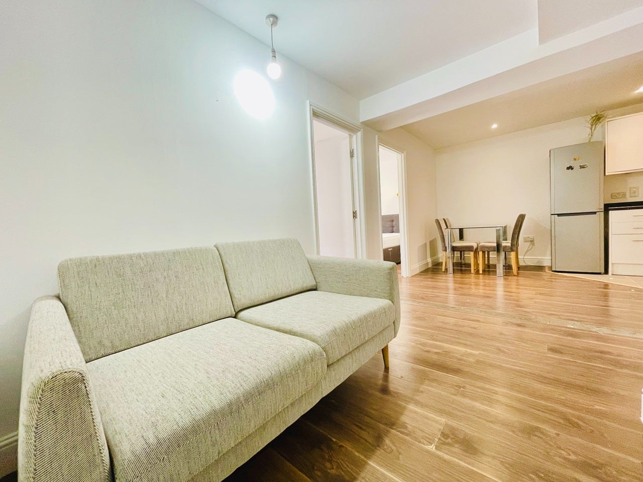 Flat Hoxton Street in Greater London