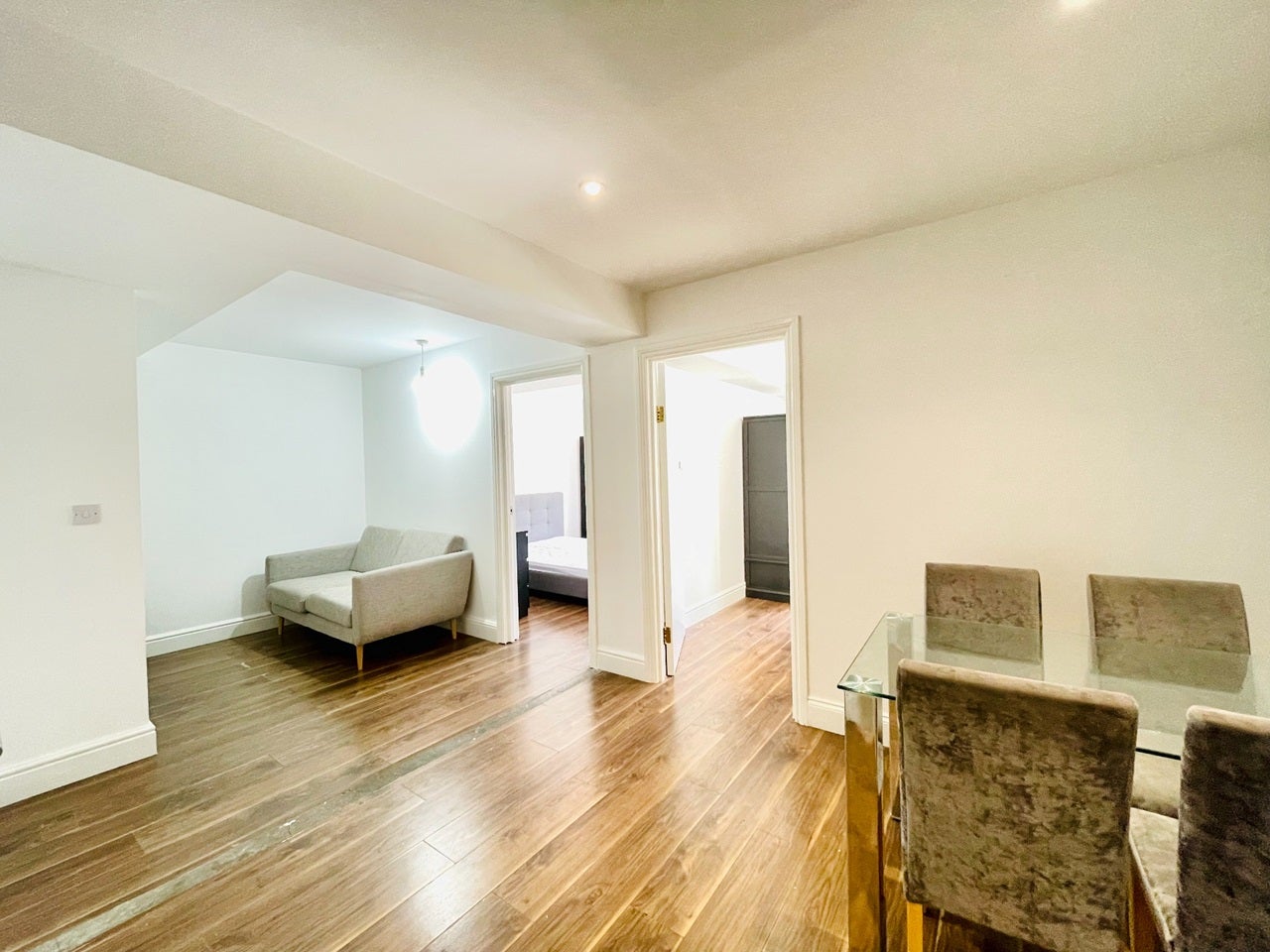 Flat Hoxton Street in Greater London