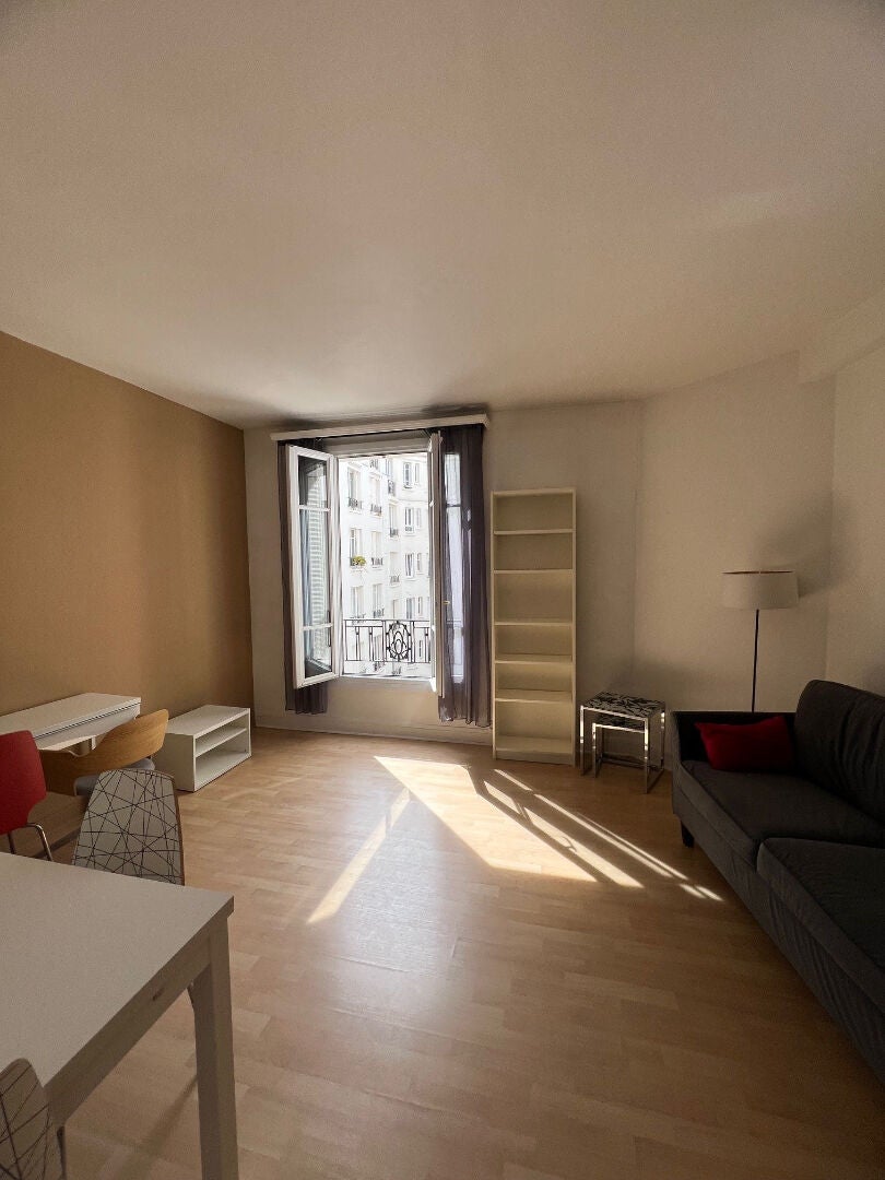 Appartement Rue Dautancourt à Paris