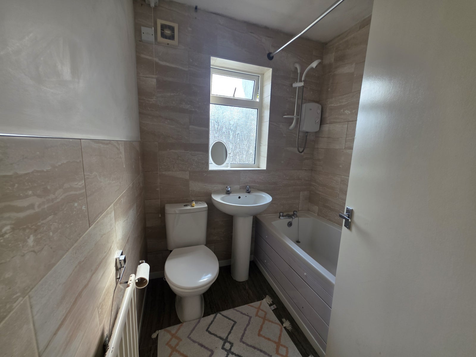 Flat Paddock Close in Stafford
