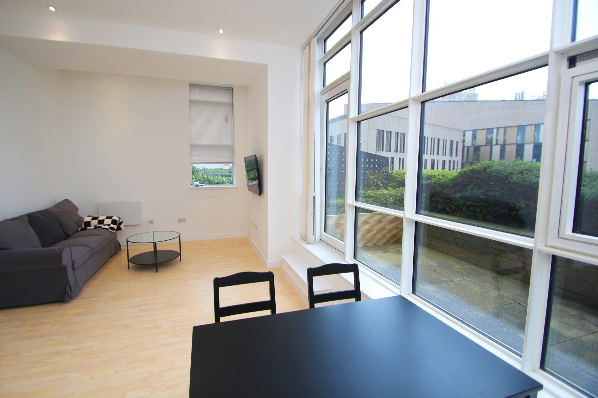 Flat Albion Street in Glasgow