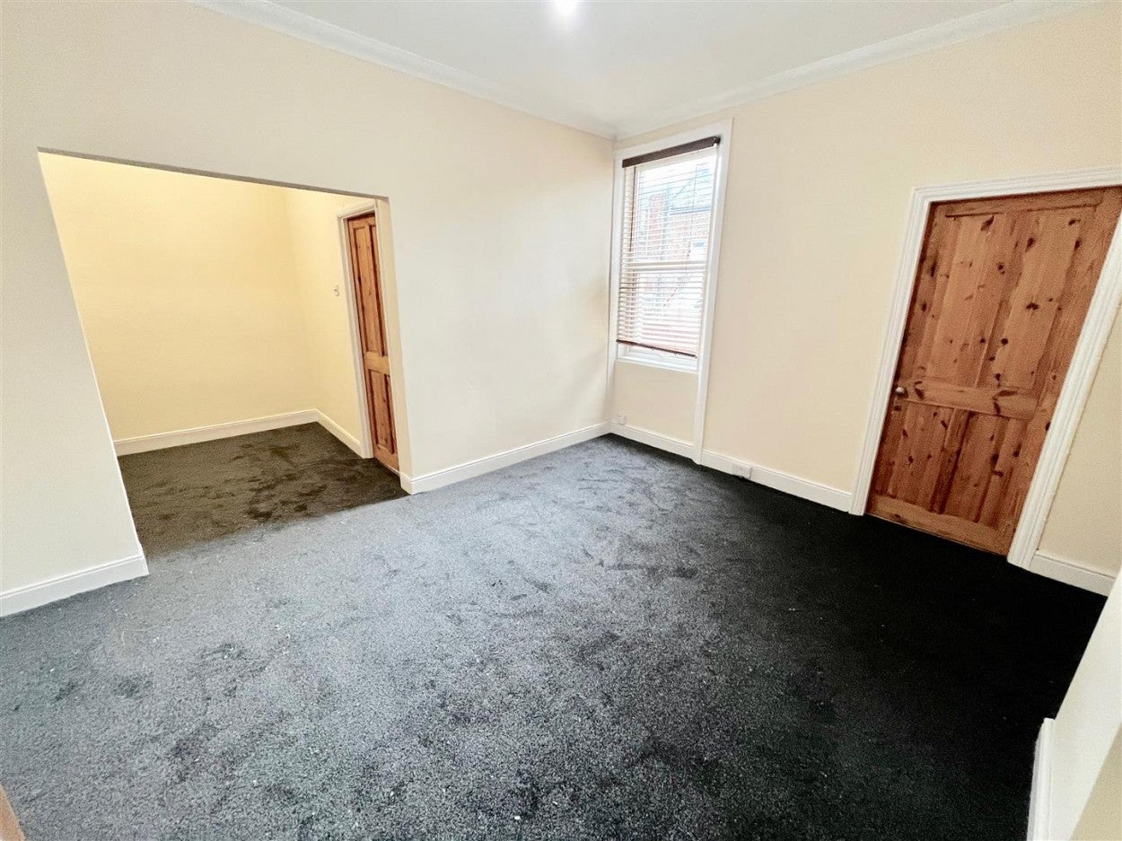 Flat Windsor Avenue in Gateshead