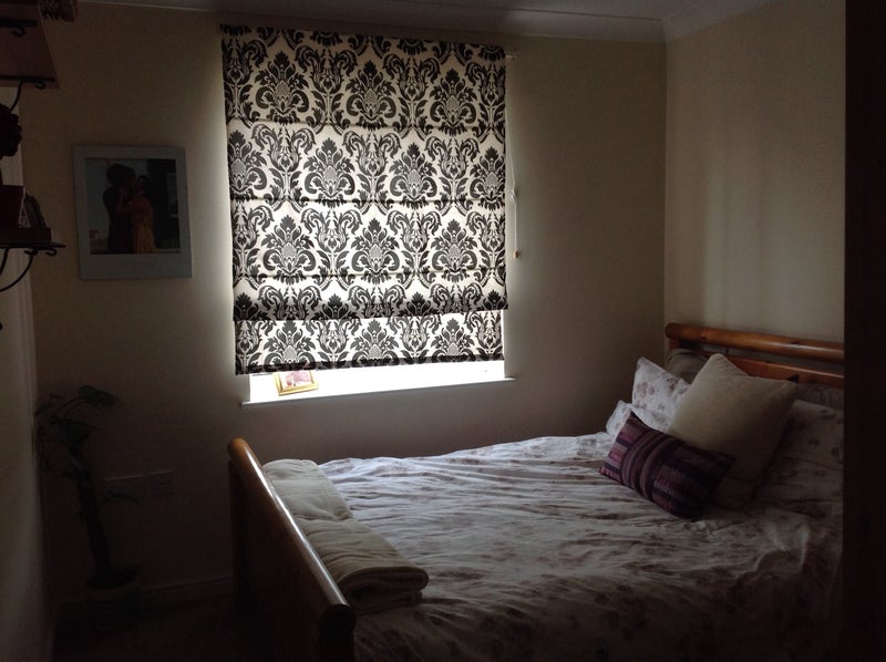 Room Walnut Close in Basildon