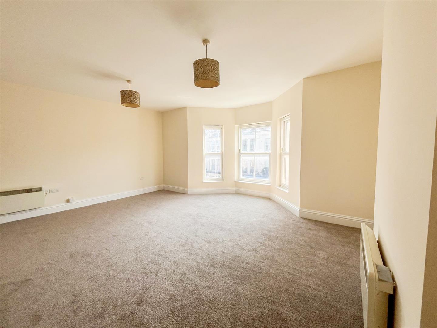 Flat Sackville Road in Rother