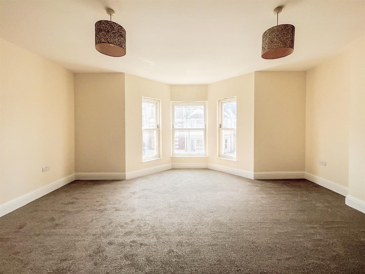 Flat Sackville Road in Rother