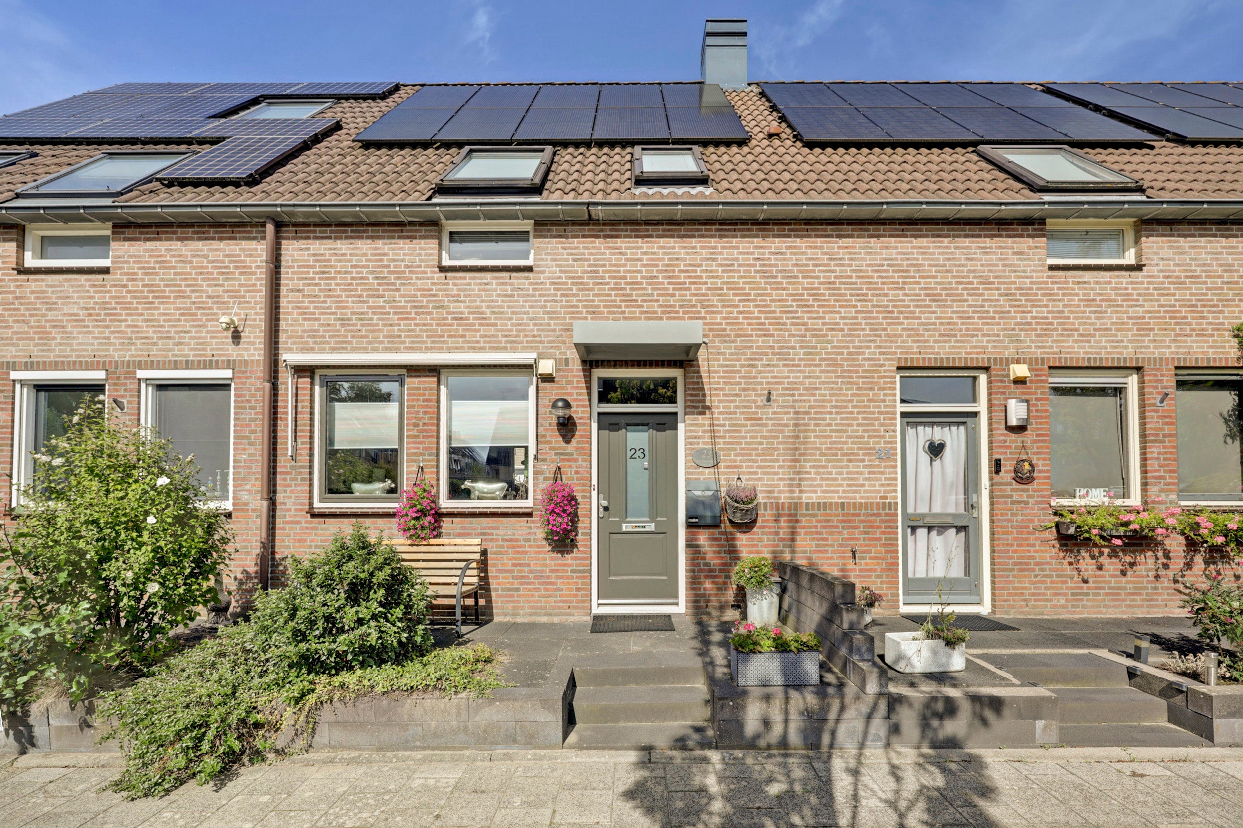 Huis Maria van Osstraat 23 in Hendrik-Ido-Ambacht