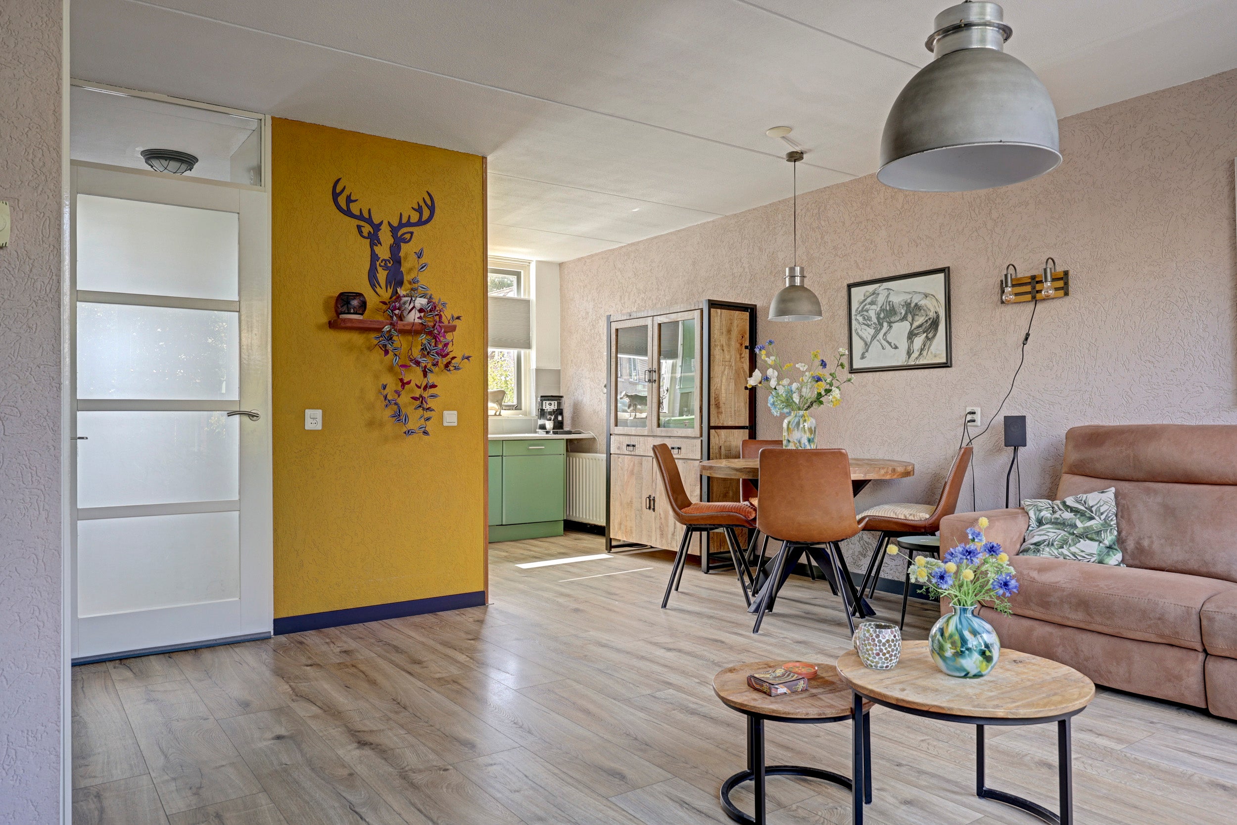 Tussenwoning te koop: Maria van Osstraat 23, Hendrik-Ido-Ambacht
