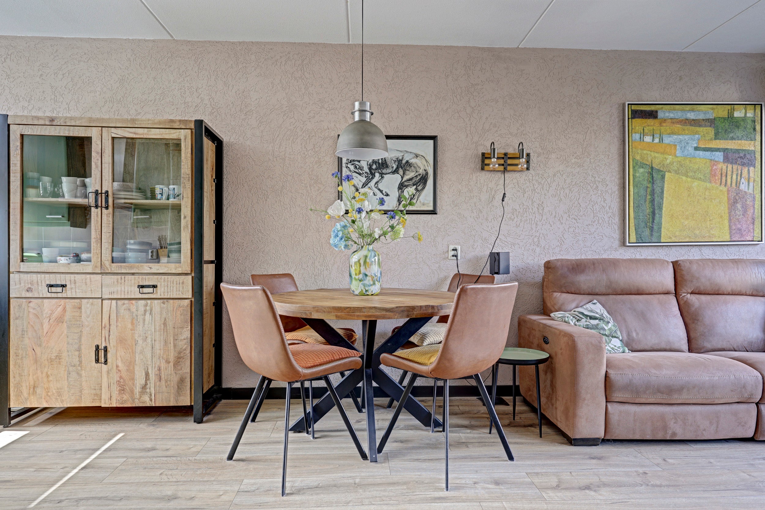 Tussenwoning te koop: Maria van Osstraat 23, Hendrik-Ido-Ambacht