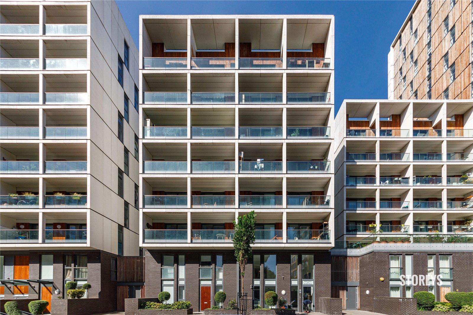 Flat Dalston Square in Greater London