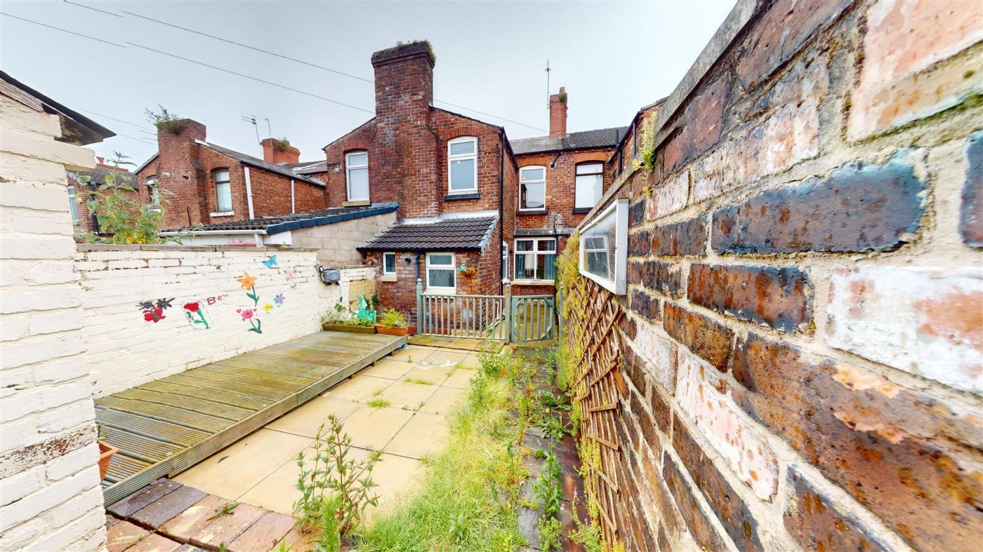 House Harris Street in St Helens