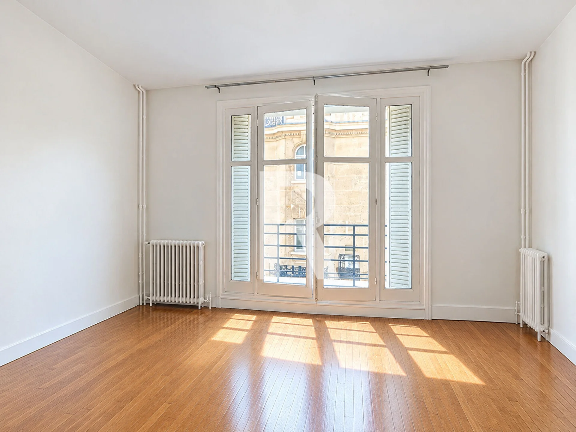 Appartement Rue de Varenne à Paris