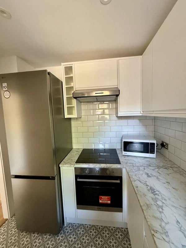 Room Welland Street in Greater London
