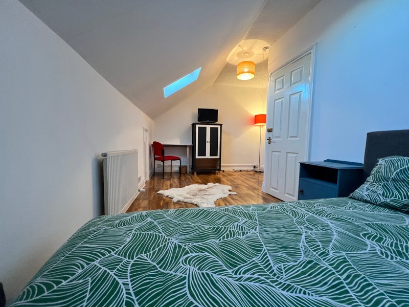 Room Rose Street in Sunderland