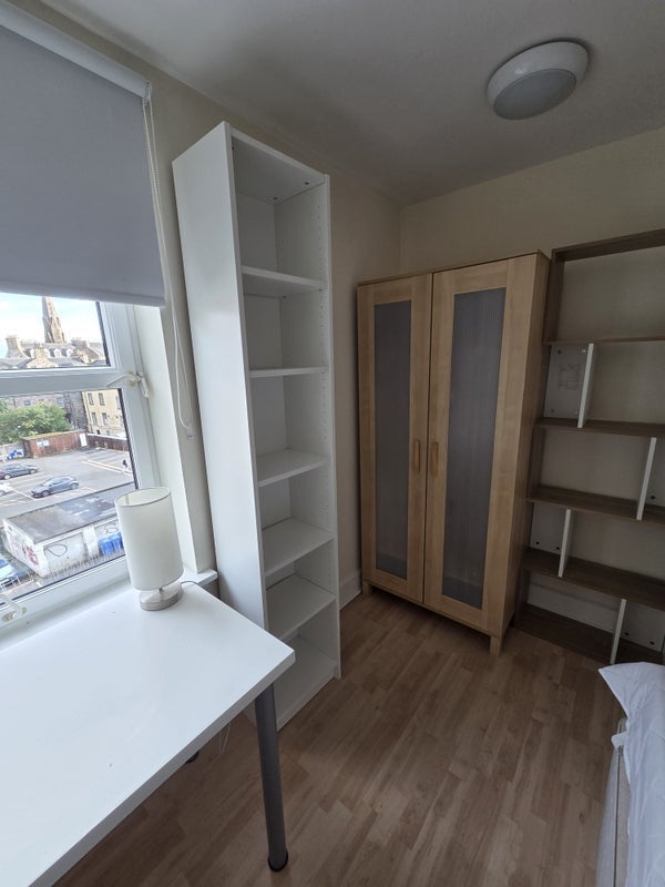 Room Nicolson Square in City of Edinburgh