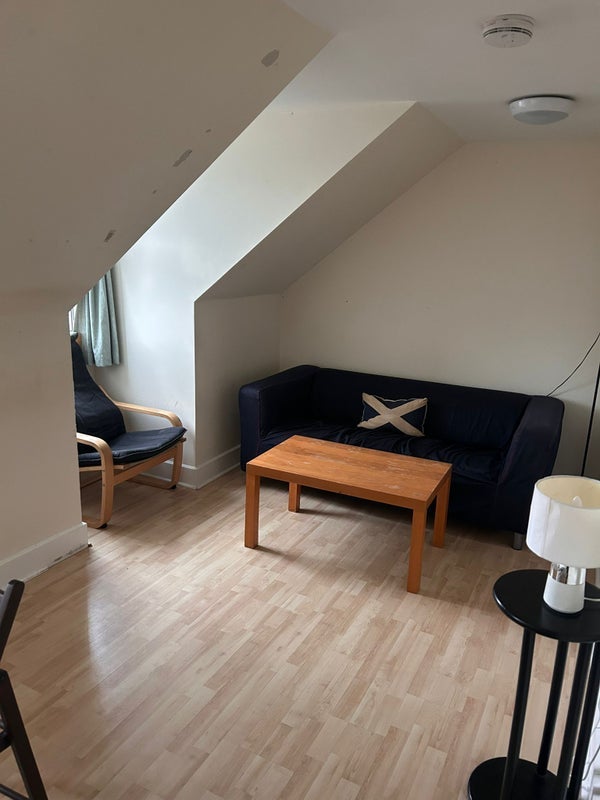 Room Nicolson Square in City of Edinburgh