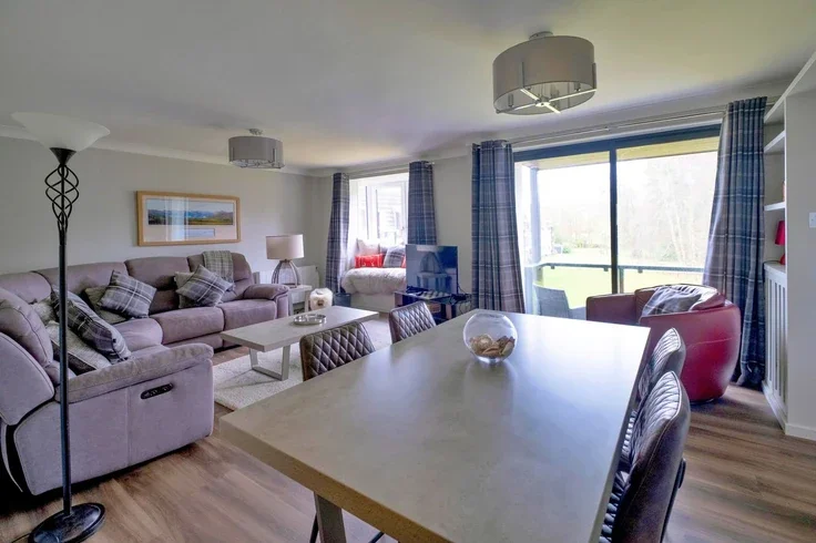 Flat Guthrie Court in Gleneagles