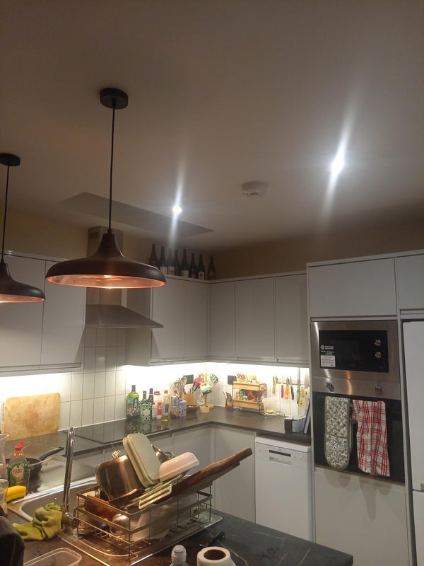 Room Coverton Road in Greater London