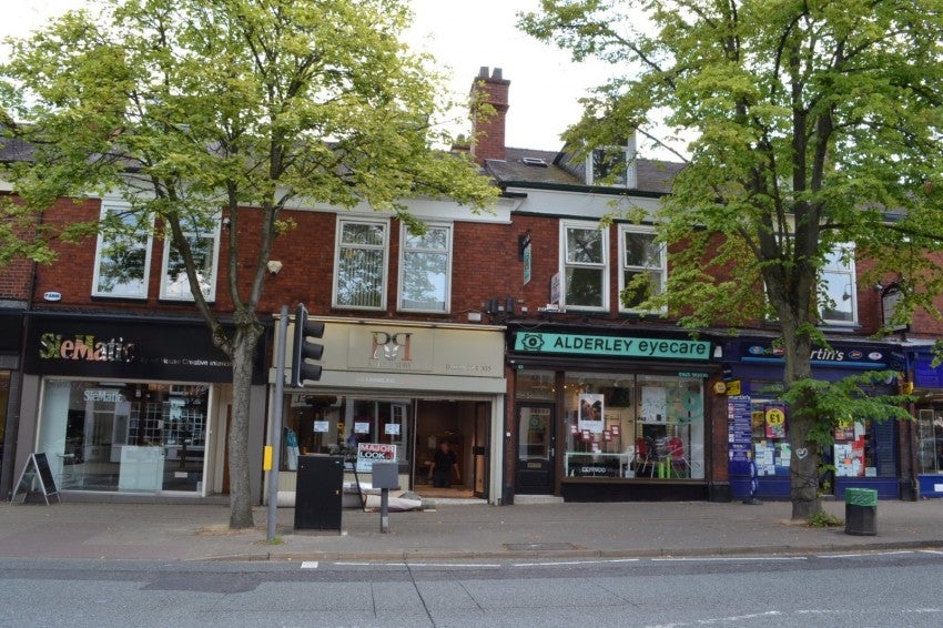Flat London Road in Alderley Edge