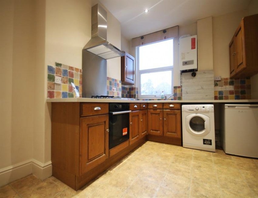 Flat London Road in Alderley Edge