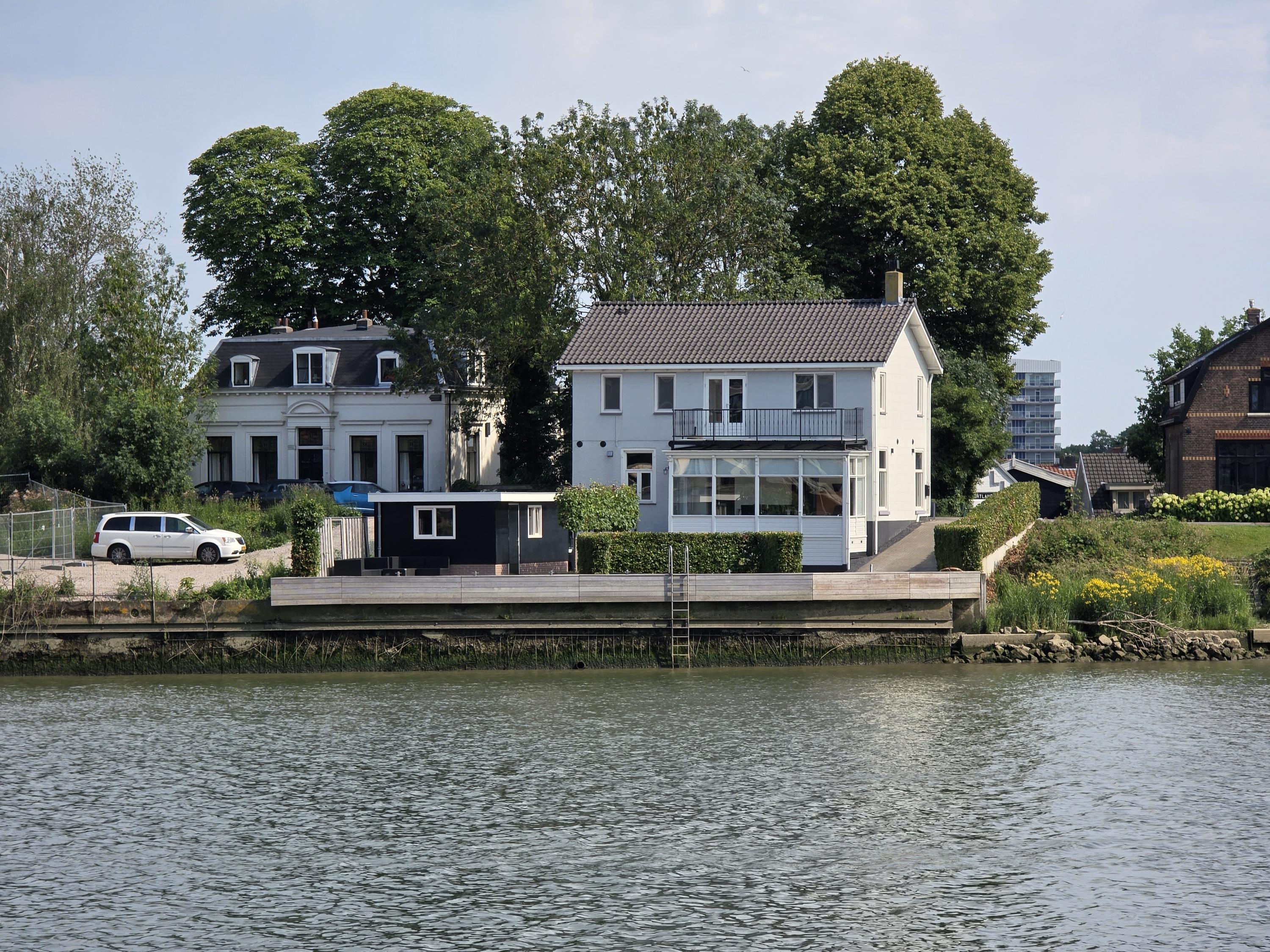 Huis IJsseldijk 367 in Krimpen aan den IJssel