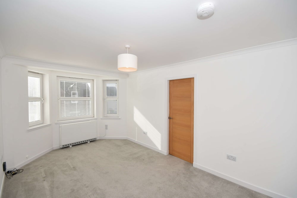 Flat Montague Row in Inverness