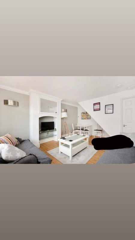 Room Romsdal Road in Sheffield