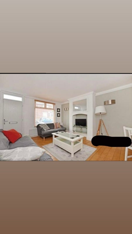Room Romsdal Road in Sheffield