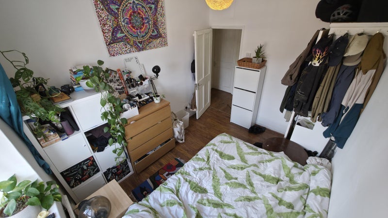 Room Leander Road in Greater London