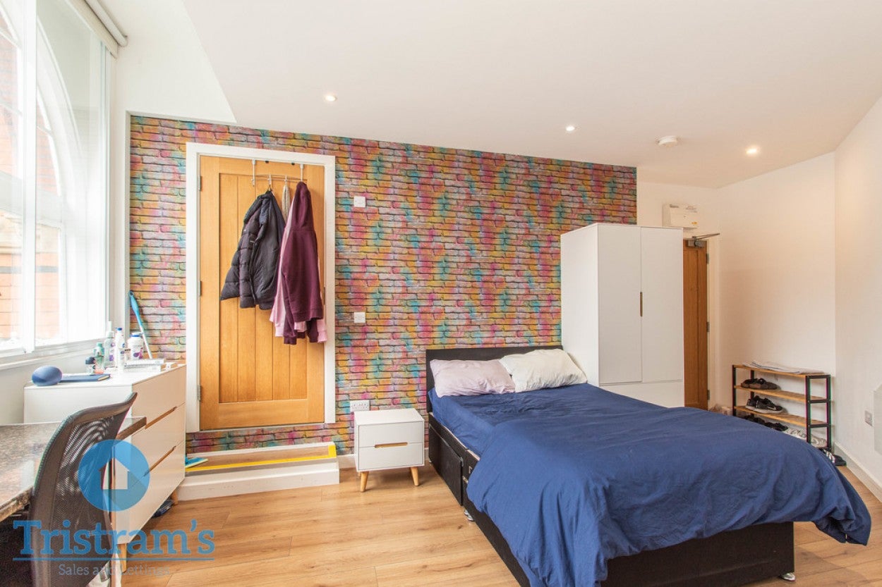 Room Thurland Street in Nottingham