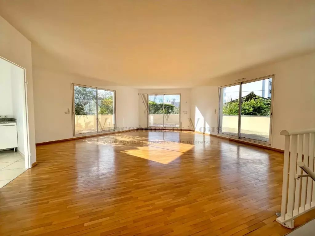 Appartement Rue Solférino à Saint-Maur-des-Fossés