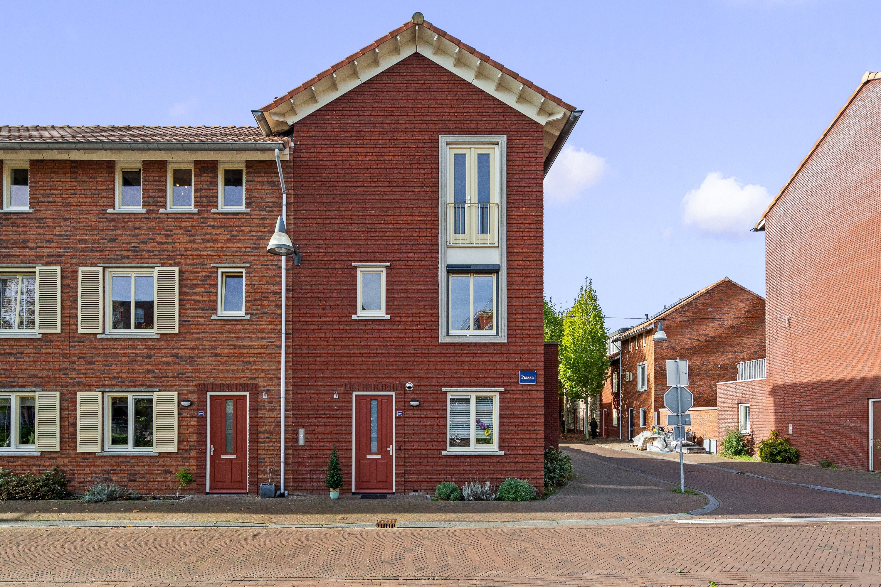 Huis Piazza 110 in Houten