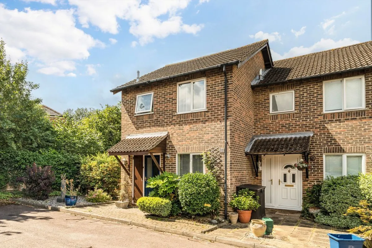 House Stevens Close in Greater London