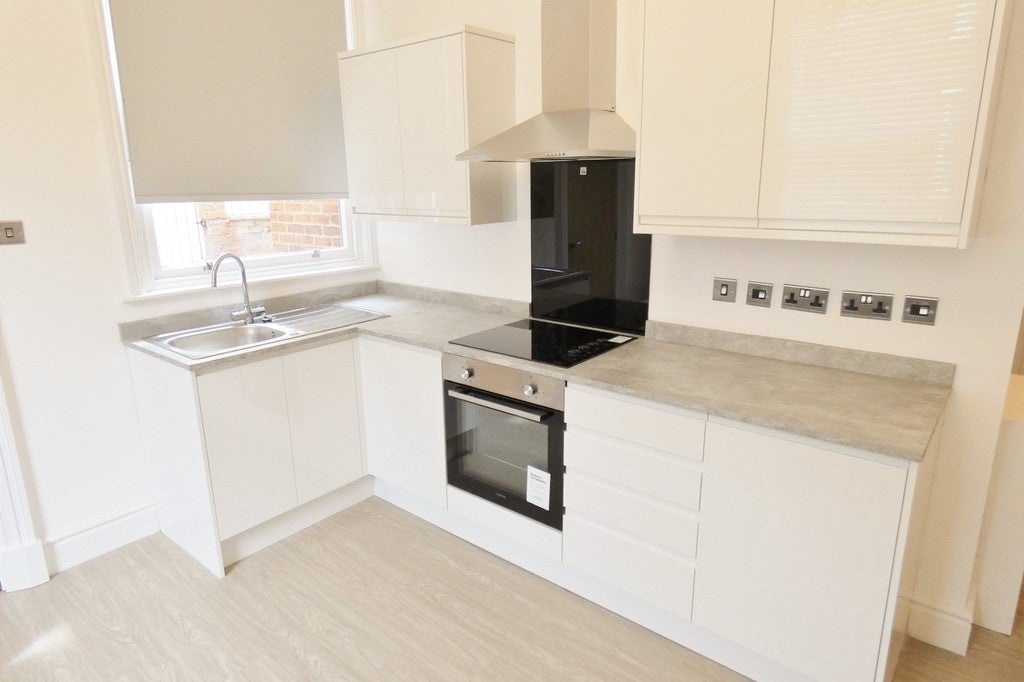 Flat Latham Street in Preston
