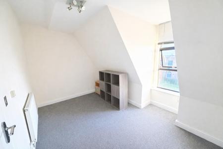 Flat Aspinal Street in Prescot