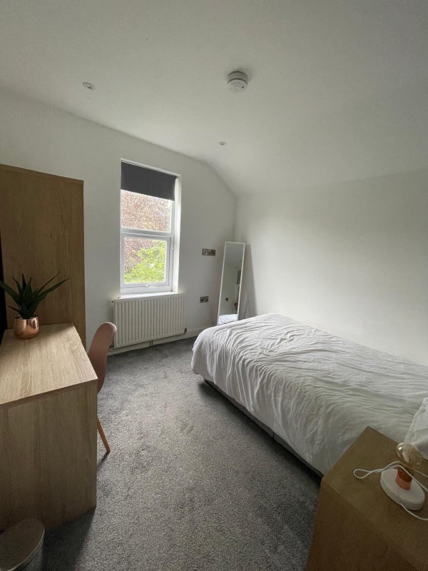 Room Foxhall Road in Ipswich