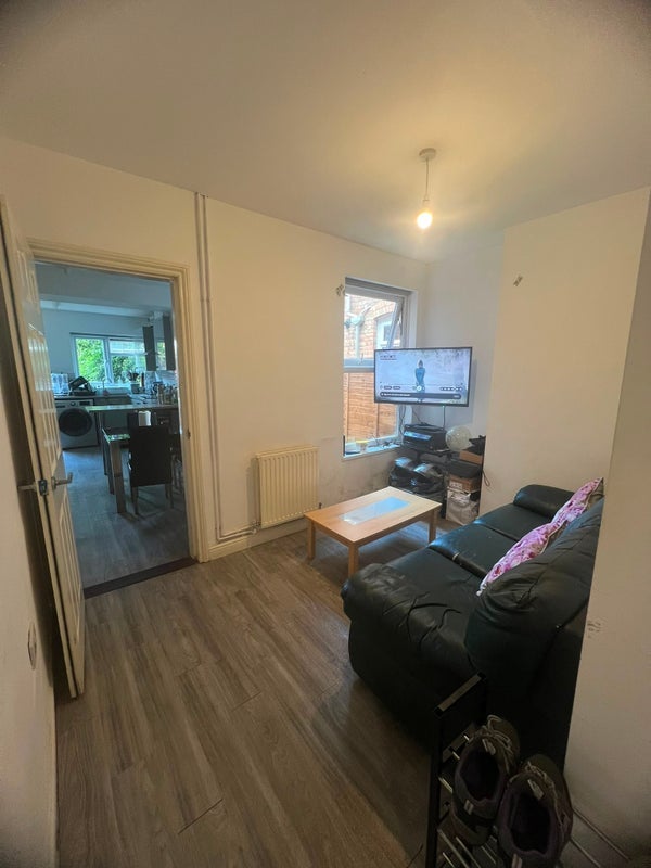 Room Foxhall Road in Ipswich